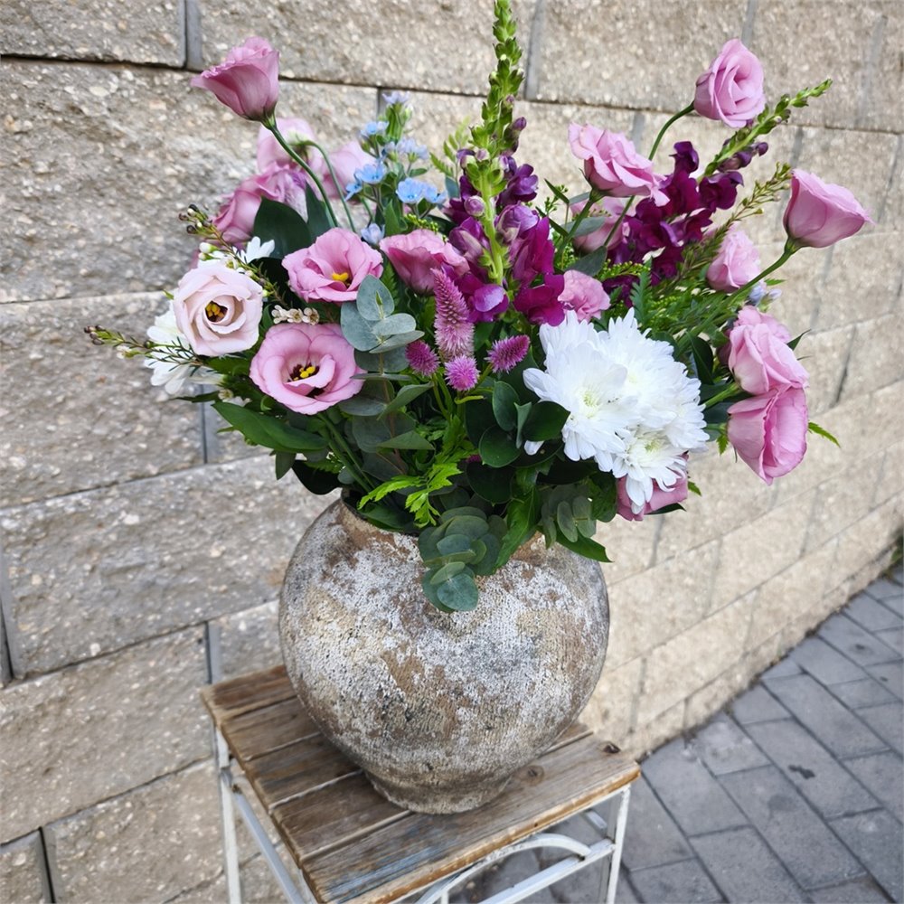 אגרטל שיקי ופרחים רעננים